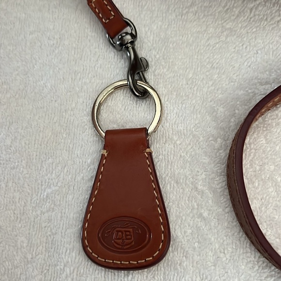 Dooney & Bourke cream satchel bag - Picture 12 of 16